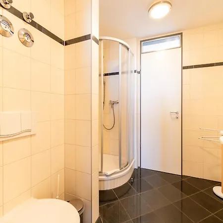 Appartement Geschmackvoll Eingerichtetes Rechlin