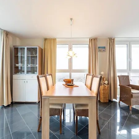 Geschmackvoll Eingerichtetes *